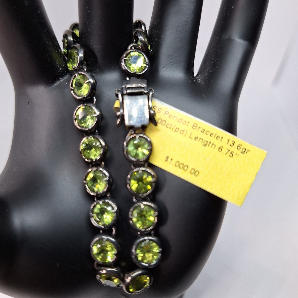 SS Peridot 13.6 gr bracelet - Picture 8 of 9